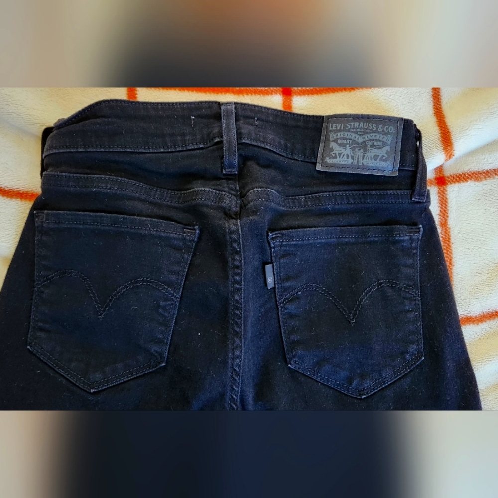 Levi's 711 Skinny Black Jeans Size 26